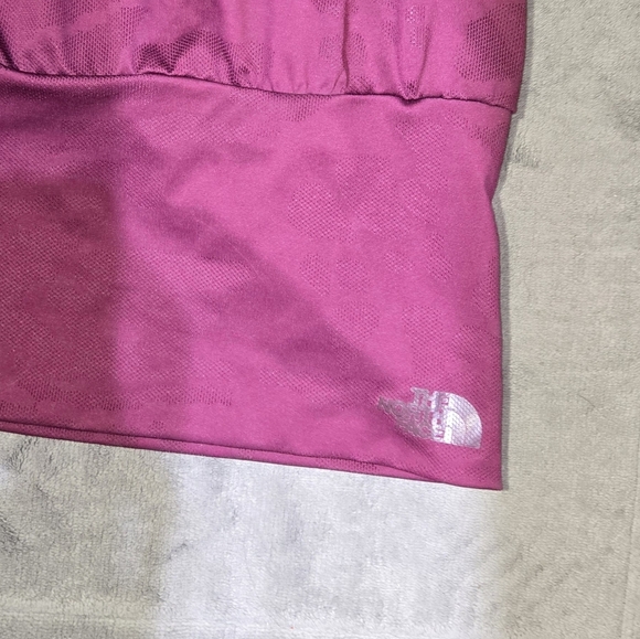 The North Face Tank Top with Built-in Bra Size Small - Picture 5 of 7